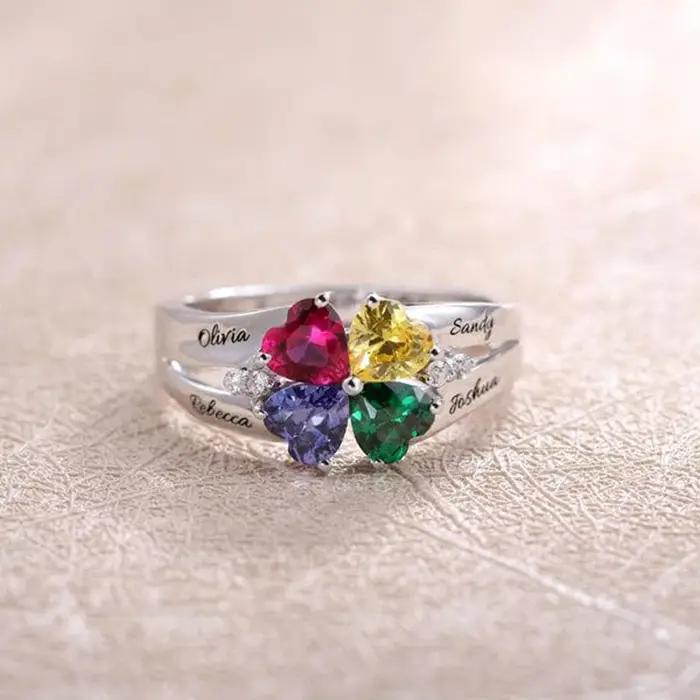 Bague Personnalisée en Pierre de Naissance et Zircone Cubique pour Mères et Grand-Mères, avec Gravure de Nom, Bijou Finition Cœur pour Femmes Occasions Spéciales