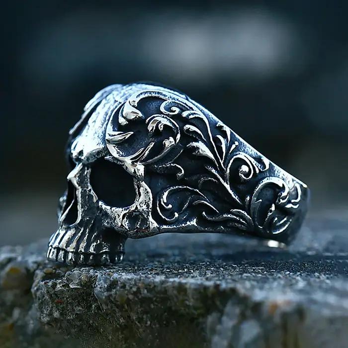 Bague gothique Vintage en forme de crâne sculpté pour hommes et femmes