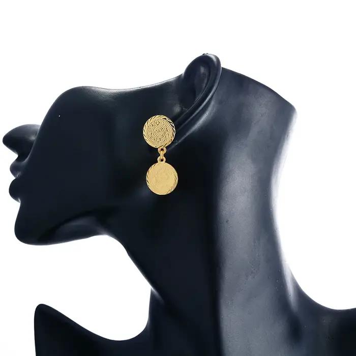 Boucles d'oreilles indiennes en or 24 carats design géométrique pour femmes bijoux de luxe à offrir pour occasions spéciales