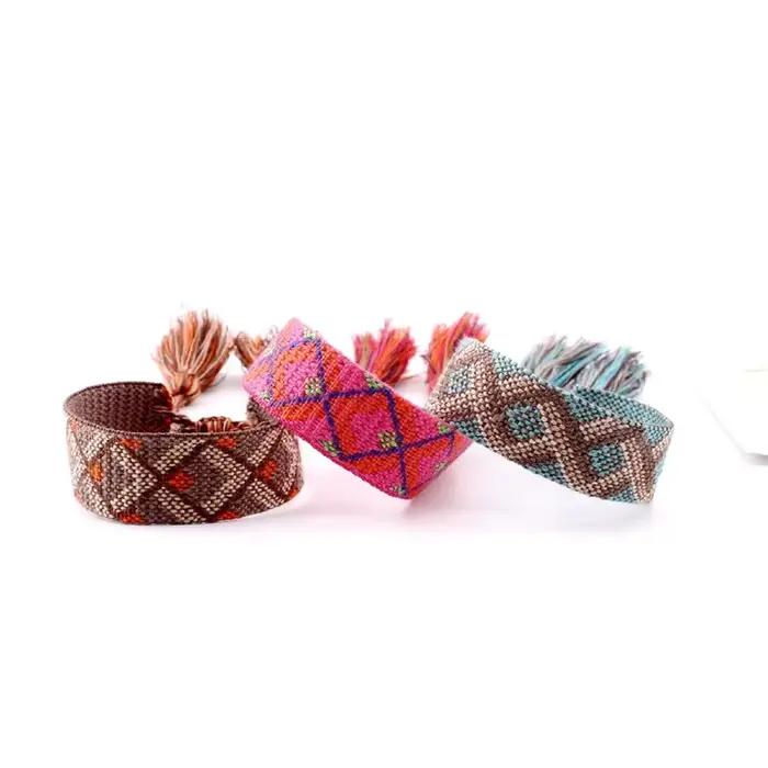 Bracelet tissé à la main de Style National bohème pour femmes, Bracelet à motif décoratif coloré brodé, cadeau de bijoux de mode