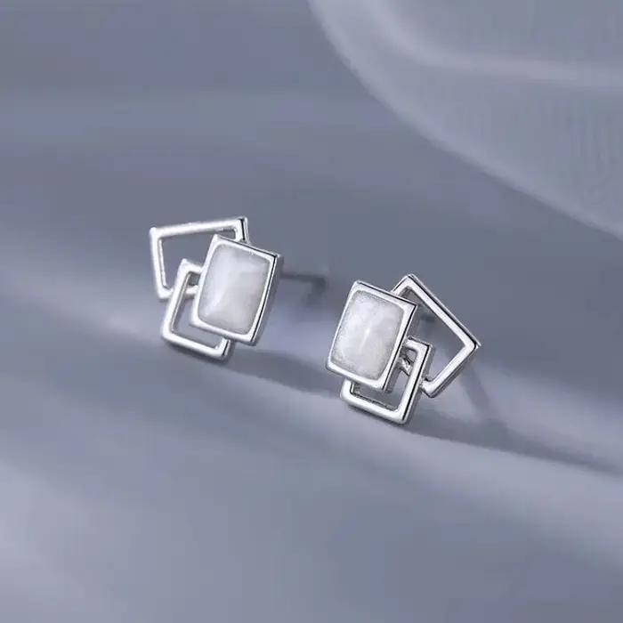 Boucles d'Oreilles Carrées Élégantes en Argent Sterling S925 Pour Femmes Occasions Spéciales Cadeau Anniversaire Design Géométrique Sophistication Chic
