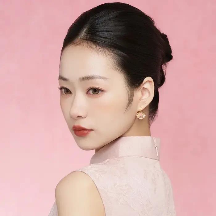 Boucles d'oreilles en pétales de fleurs roses pour femmes