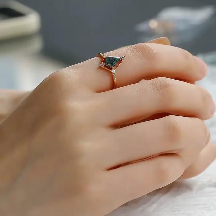 Bague vintage en pierre précieuse naturelle pour femme