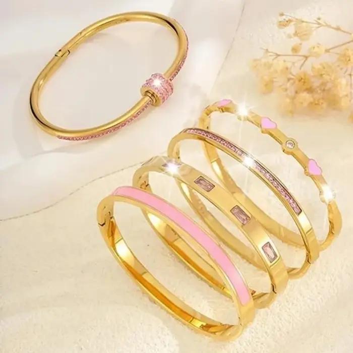 Bracelet empilable classique en acier inoxydable avec incrustation de zircon rose et design cardioïde pour couples