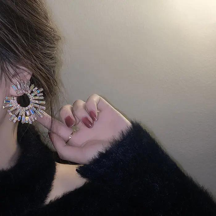 Boucles d'oreilles de luxe en cristal exagérées pour femmes