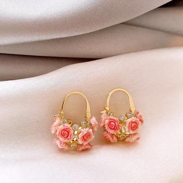 Boucles d'oreilles en pétales de fleurs roses pour femmes
