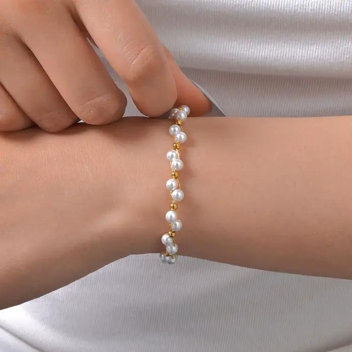 Bracelet de perles de luxe léger pour femmes, chaîne en acier inoxydable plaquée or 18 carats, bijoux quotidiens et cadeaux exquis pour occasions spéciales