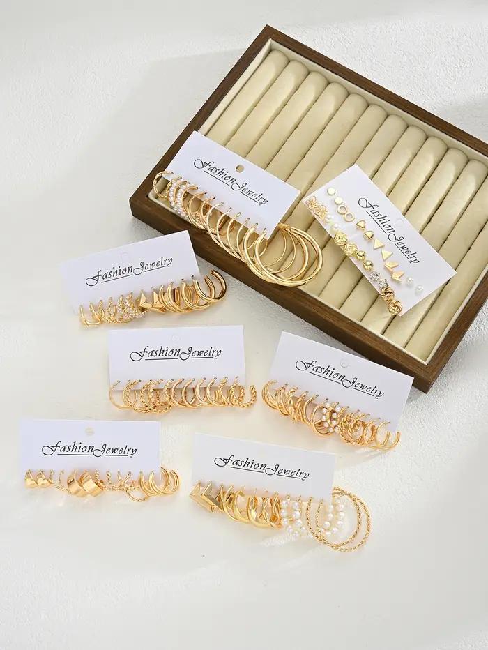 Ensemble de boucles d'oreilles géométriques dorées pour femmes