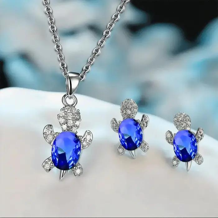 Ensemble de collier et boucles d'oreilles en forme de tortue plaqué argent pour femmes, style tendance et luxueux, parfait pour les occasions spéciales