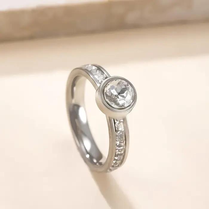 Bague ronde brillante en acier inoxydable pour femmes, bague de luxe minimaliste géométrique tendanc