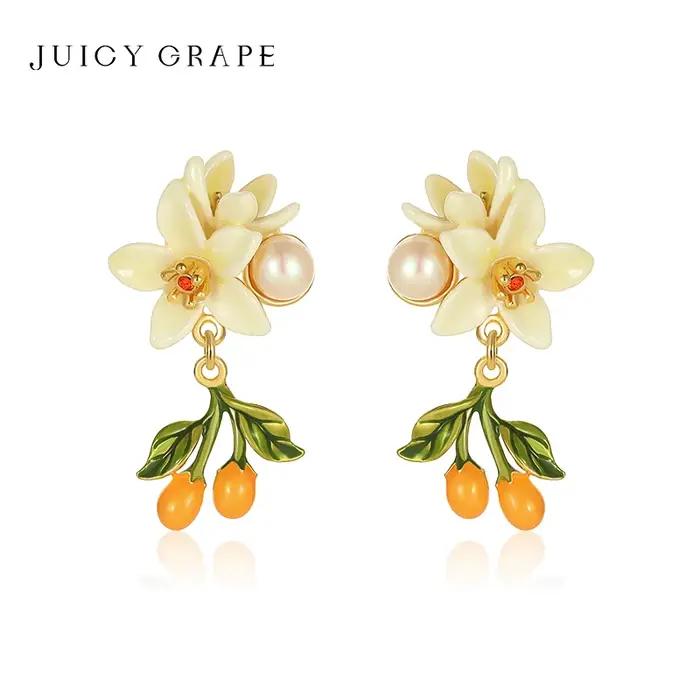 Boucles d'oreille Juicy Grape en argent sterling 925 serties de zirconium blanc et perles de raisin juteux pour femmes, idéales pour les mariages, les anniversaires et les sorties décontractées