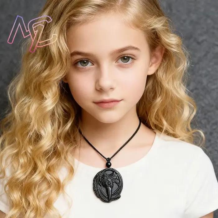 Collier pendentif corbeau en obsidienne véritable