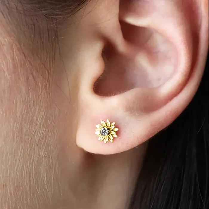 Huitan – boucles d'oreilles à fleurs délicates