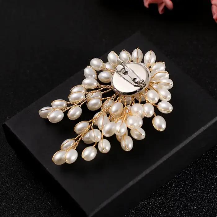Broche de perles d'imitation tissées à la mode, accessoire pour réunions d'affaires et fêtes, bijoux de mariage élégants, nouveau