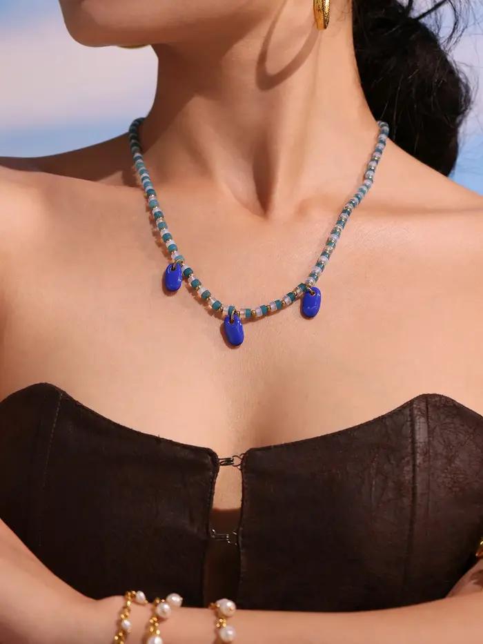 Magnifique collier pendentif bleu pour femmes