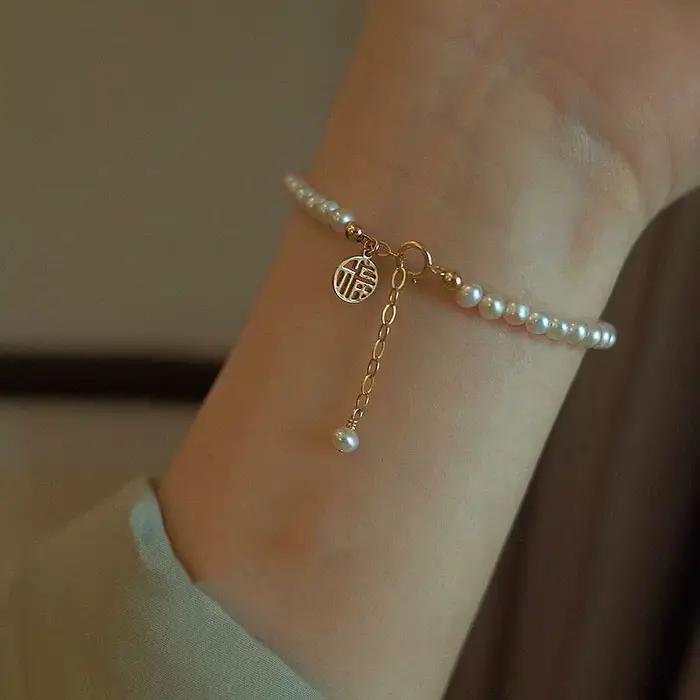 Bracelet à pendentif en perles d'imitation tendance pour femmes, bijoux de haute qualité, réglable,