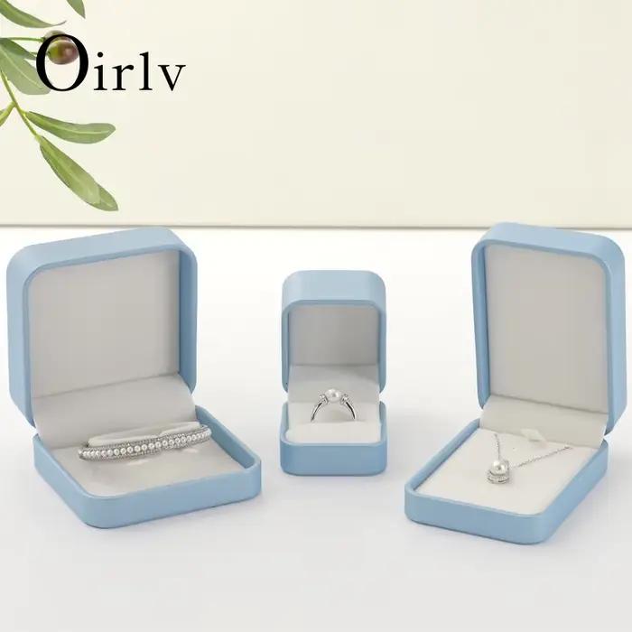 Boîte à bijoux bleue de qualité supérieure avec doublure en velours pour rangement et protection de colliers bagues boucles doreilles et bracelets occasions spéciales famille bijoutier