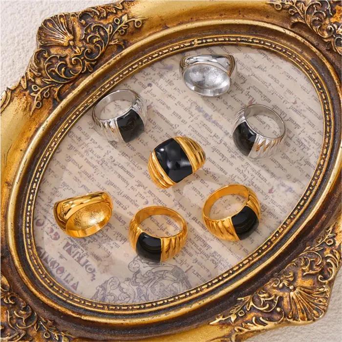 Bague en émail noir de style gothique pour femmes