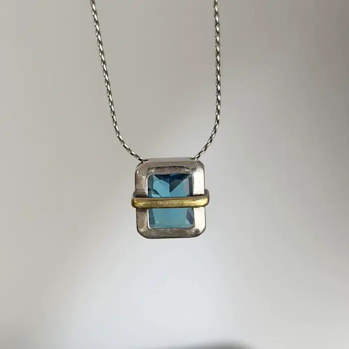 Collier en argent Sterling S925 pour femmes, collier avec pendentif minimaliste en pierre verte, collier à breloques mignon, cadeau d'anniversaire