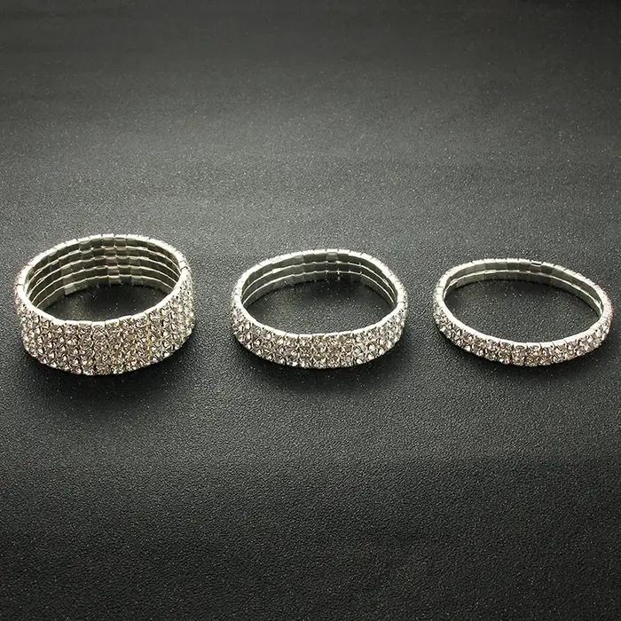 Bracelets et Bracelets en strass couleur argent multi-styles