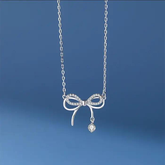 Collier pendentif brillant en argent regardé 925 pour femme