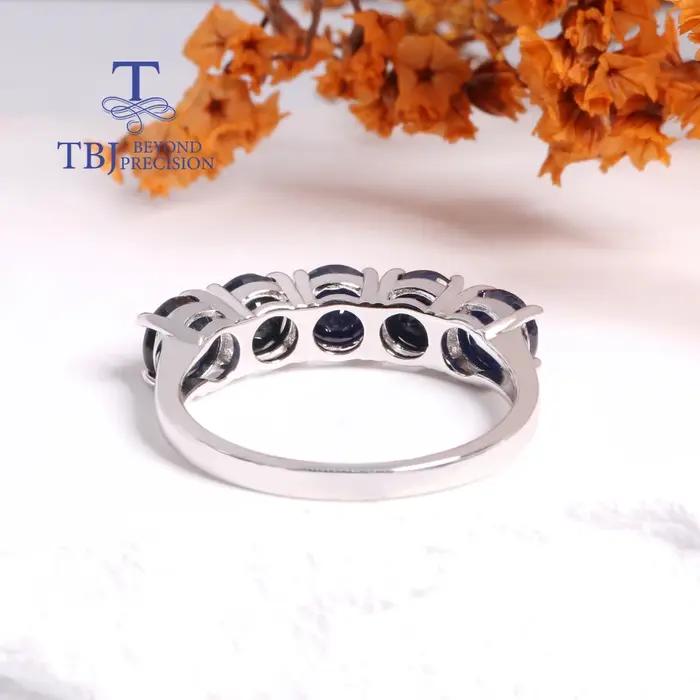 Bague en saphir bleu naturel Noble et élégante