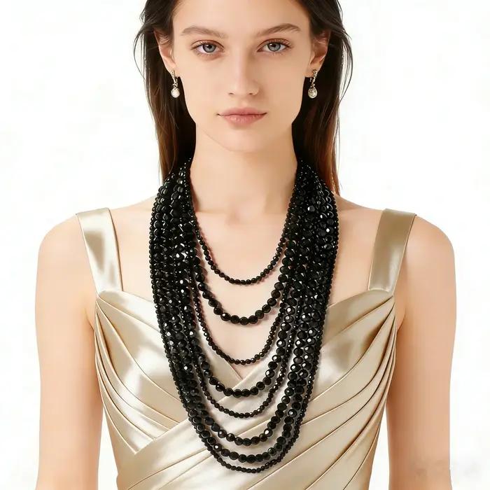 Collier multi-couches style bohème noir perlé pour femme