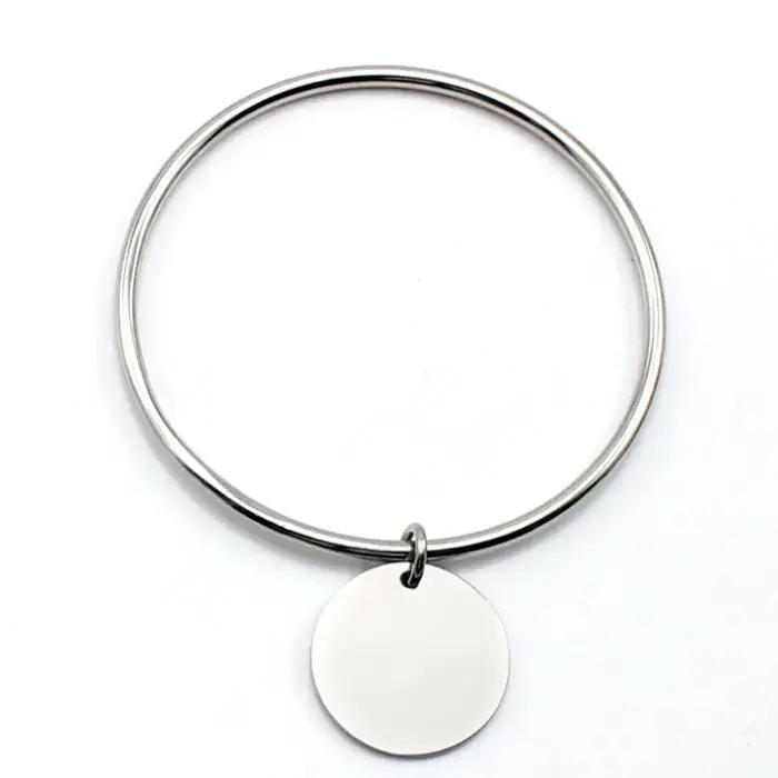 Bracelet rond classique à breloques dorées pour femmes