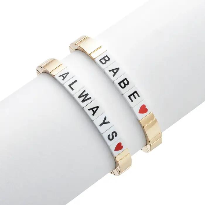 Bracelet à carreaux personnalisé pour femme
