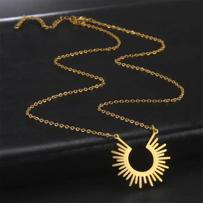 Cazador – collier avec pendentif rayons de soleil pour femmes