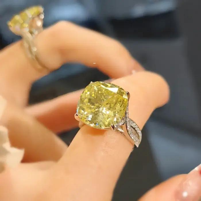 Bague de fiançailles en argent sterling 925 avec diamant jaune luxueux taillé en glace pour femme