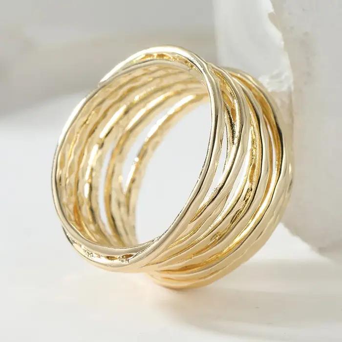 Bague pour femme sculptée à la main style vintage