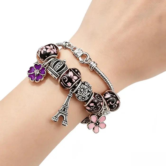 Bracelet à breloques Tour Eiffel de Paris en argent plaqué antique