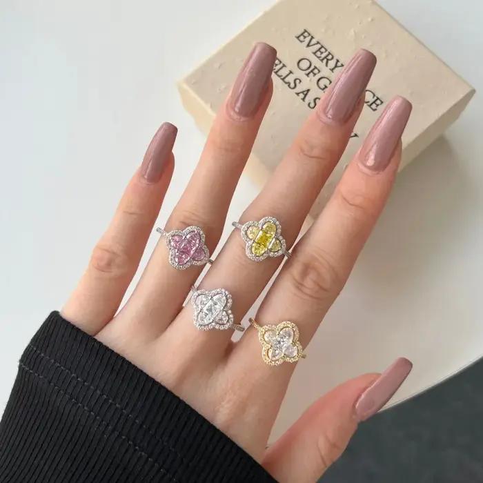 YILUOCD brillant 5A cubique zircone quatre trèfle anneaux pour femmes CZ chanceux anneau quotidien classique bijoux dame fête Banquet cadeaux