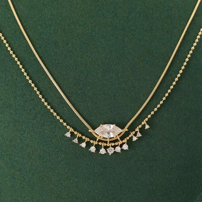 Collier de luxe en cuivre pour femmes avec pierres précieuses artificielles de forme marquise et design à pompon, idéal pour les mariages et les banquets.