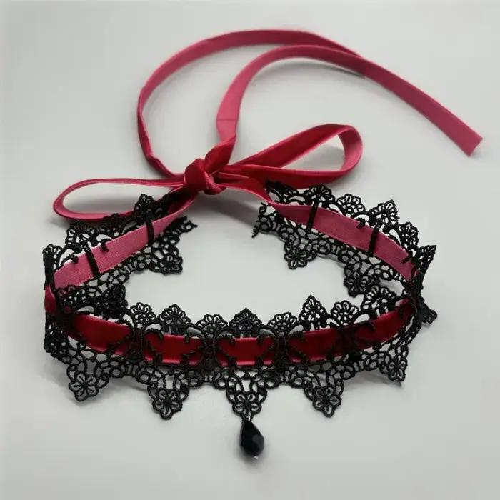 Collier gothique élégant en dentelle noire