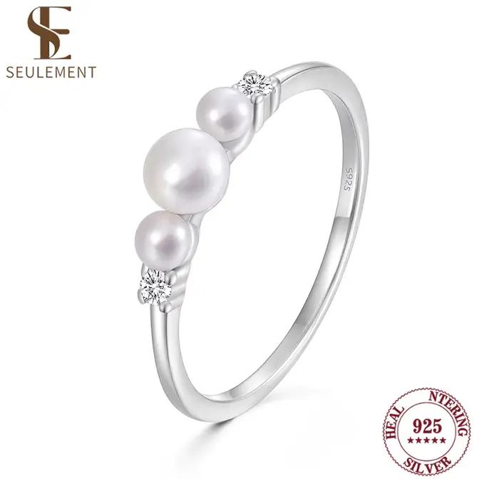 Bague en argent sterling 925 avec trois perles parfaitement rondes et zircone cubique pour femmes, bijou luxueux pour occasions spéciales, mariage, fiançailles, anniversaire et soirée