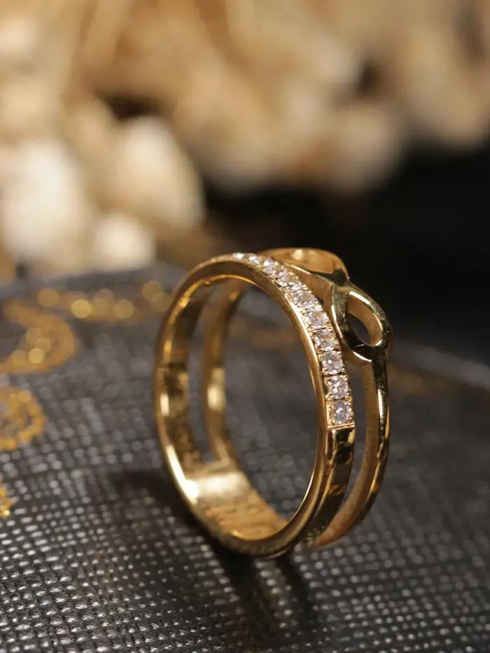 1 bague vintage coréenne en acier inoxydable à double couche avec une rangée de petits strass en forme de 8