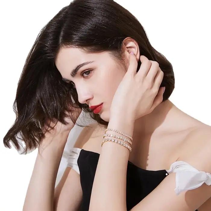 Bracelet de tennis en argent sterling 925 sertie de zirconium blanc élégant pour femme style sportif occasions spéciales