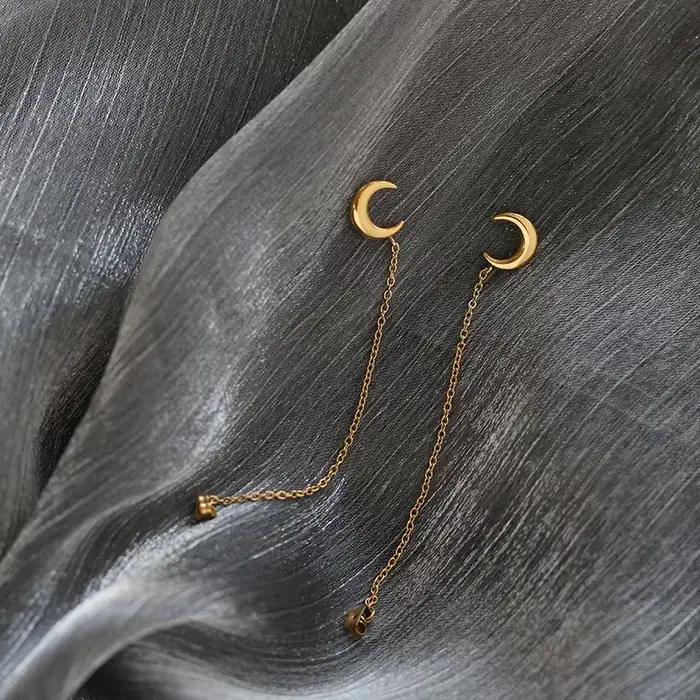 Amaiyllis-Boucles d'oreilles en or 18 carats avec pompon de lune et croissant pour femme