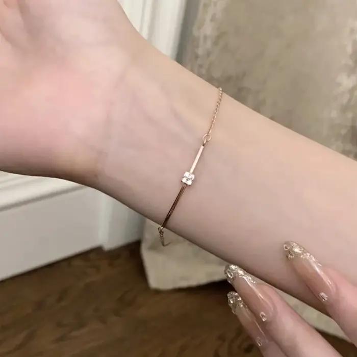 Bracelet ouvert carré en zircon ANENJERY pour femmes