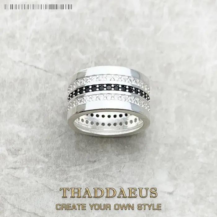 Bague d'entité pavé noir et blanc