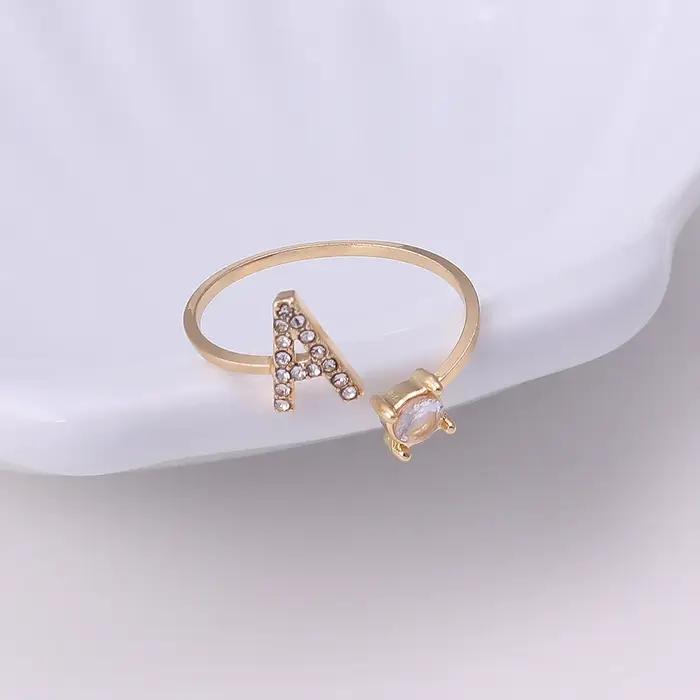 Bague ajustable classique pour femme avec initiales A-Z