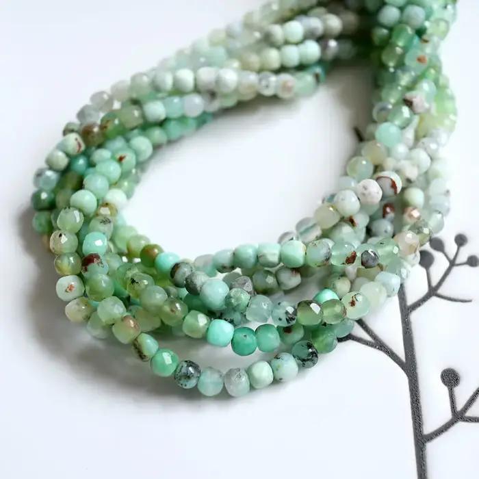 Perles Cube à Facettes Naturelles pour Femme