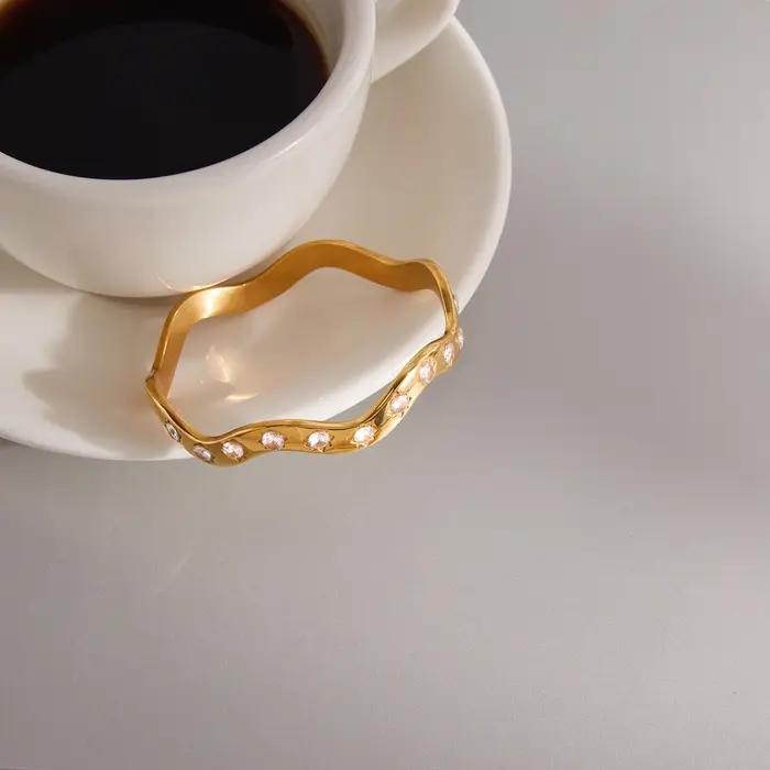 Uworld – Bracelet classique à courbes ondulées avec zircon rond blanc