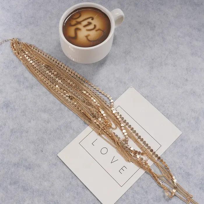 Collier superposé doré multi-brins
