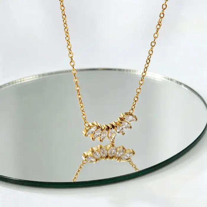 Bijoux en acier inoxydable et zircon pour femmes, délicats et minimalistes, élégants et haut de gamme, ne se décolorent pas, parfaits pour un usage quotidien