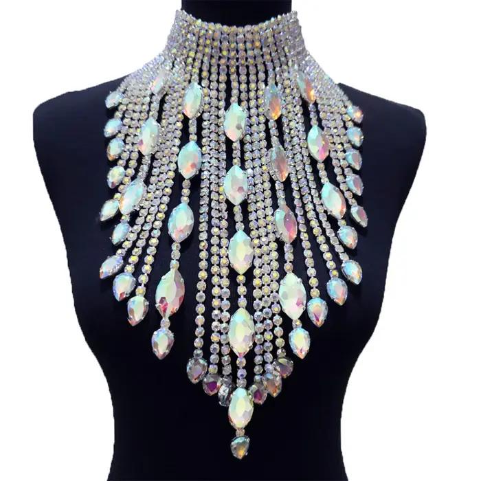 Collier en cristal AB à pompon irrégulier pour femme élégant tour de cou bijoux de mariage pour femmes occasions spéciales soirée chic