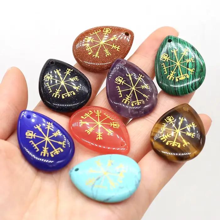 Reiki – pierres précieuses naturelles en forme de goutte