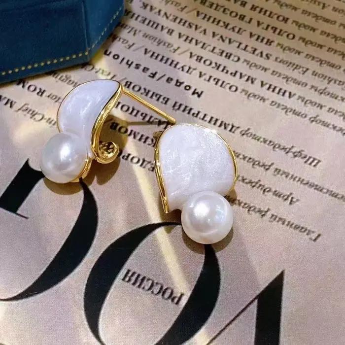 Boucles d'oreilles élégantes en or 14 carats